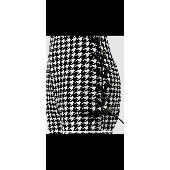 Houndstooth leggings with lace up sides, high waste stretchy pants . - Picture 9 of 13